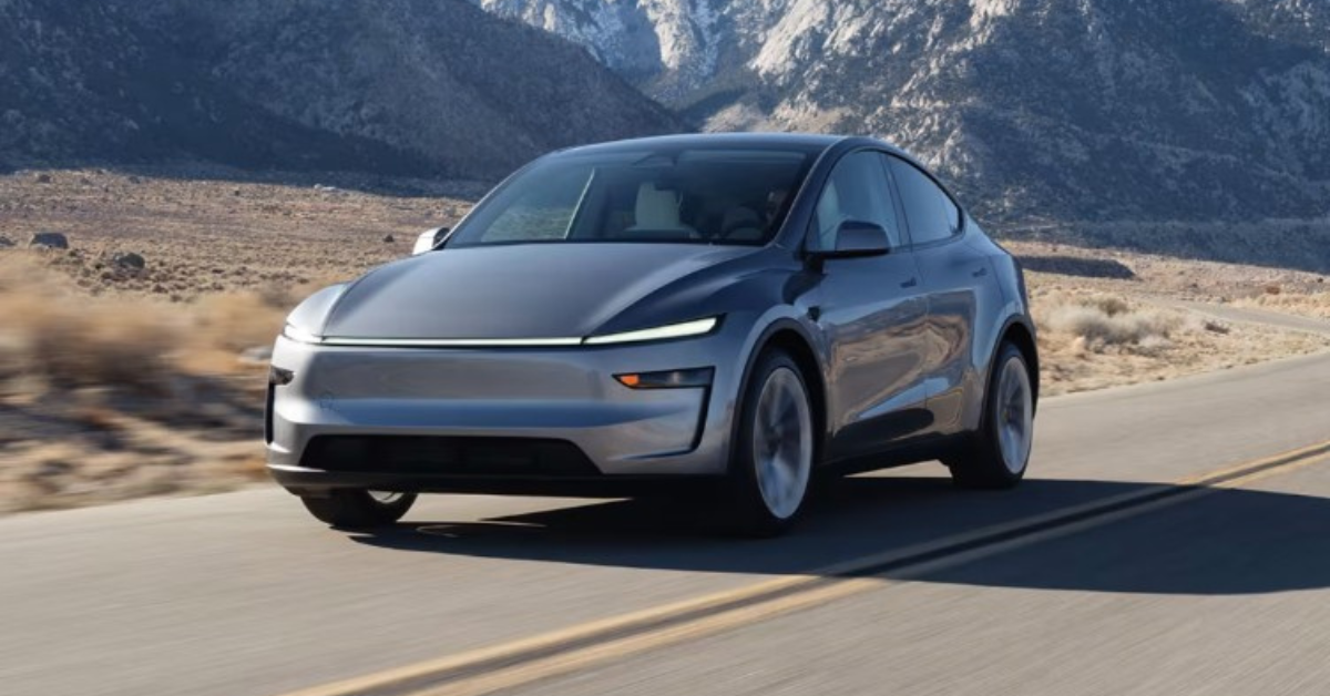 भारत में लॉन्च हुई Tesla Model Y: 622km की दमदार रेंज, 75kWh बैटरी और 67.89 लाख तक की कीमत के साथ इलेक्ट्रिक SUV का नया बादशाह
