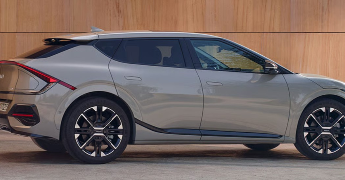 अब होगी इलेक्ट्रिक गाड़ियों के भविष्य की सवारी: Kia EV6 Facelift भारत में लॉन्च, 663km की धांसू रेंज, 84kWh की दमदार बैटरी और मात्र 18 मिनट में सुपरफास्ट चार्जिंग!